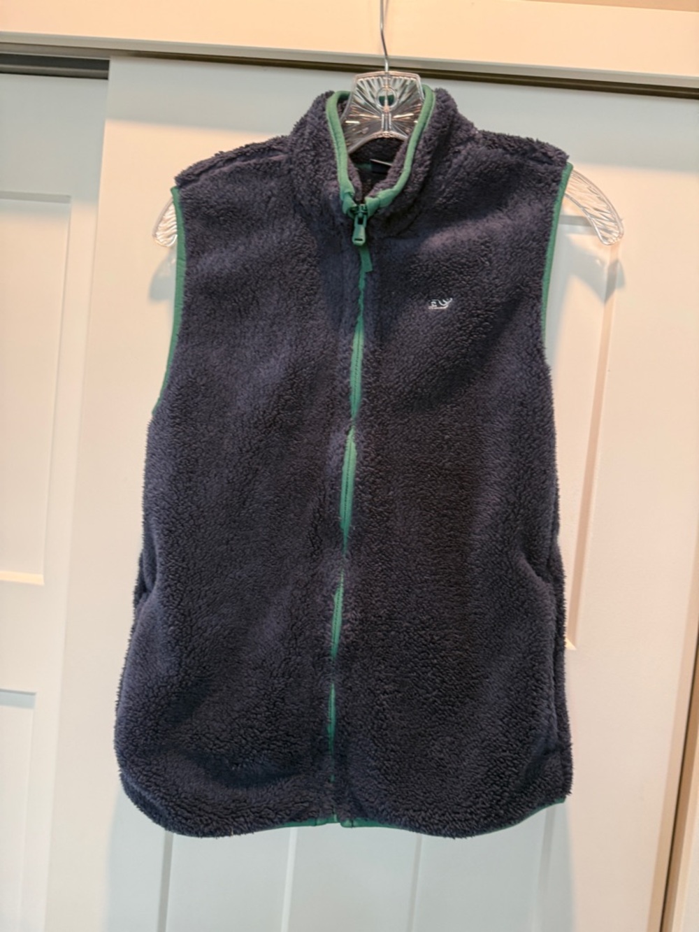 Vineyard Vines Kids Navy Fleece Vest with Mint Trim-size XL-NWT